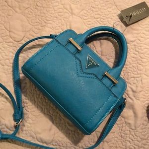 NWT Guess purse